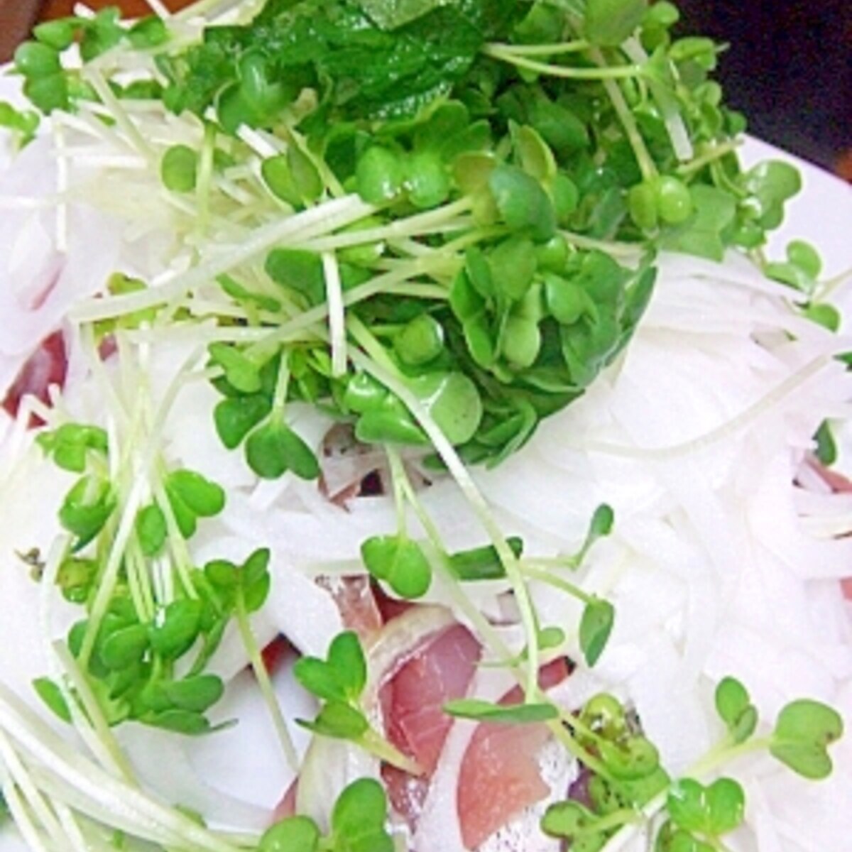 イナダの刺身にどっさり新タマネギ レシピ 作り方 By Iihi009 楽天レシピ イナダの刺身にどっさり新タマネギ レシピ 作り方 By Iihi009 楽天レシピ